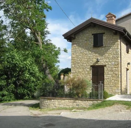 Casa de Férias La Casina-maisonette Serramazzoni